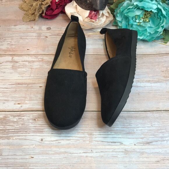 STYLE & CO. Black Nouraa Slip-on Flats - Picture 3 of 9